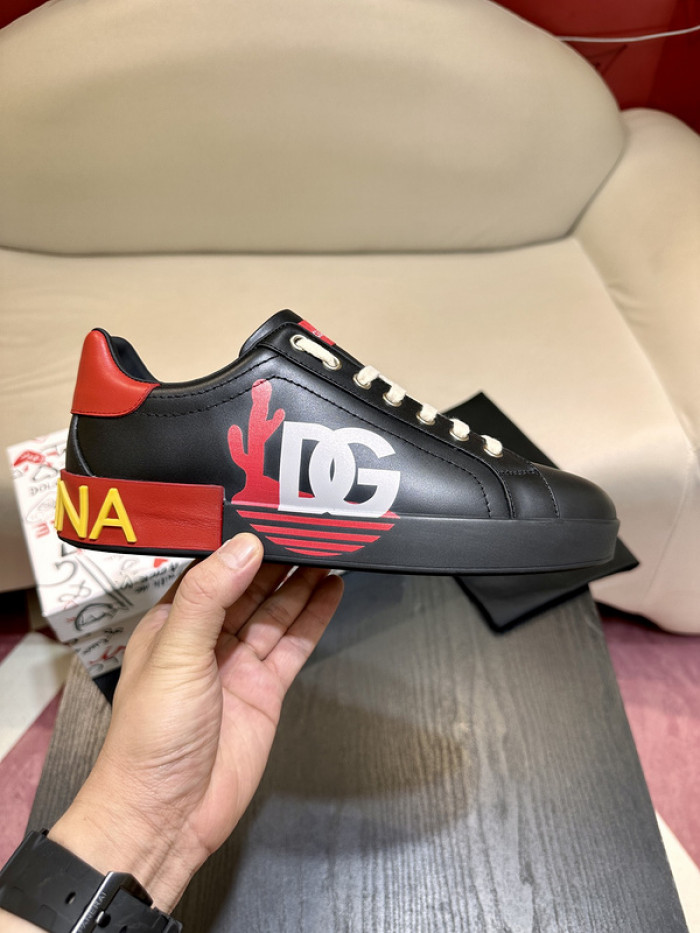D&G  SNEAKERS  DG000018