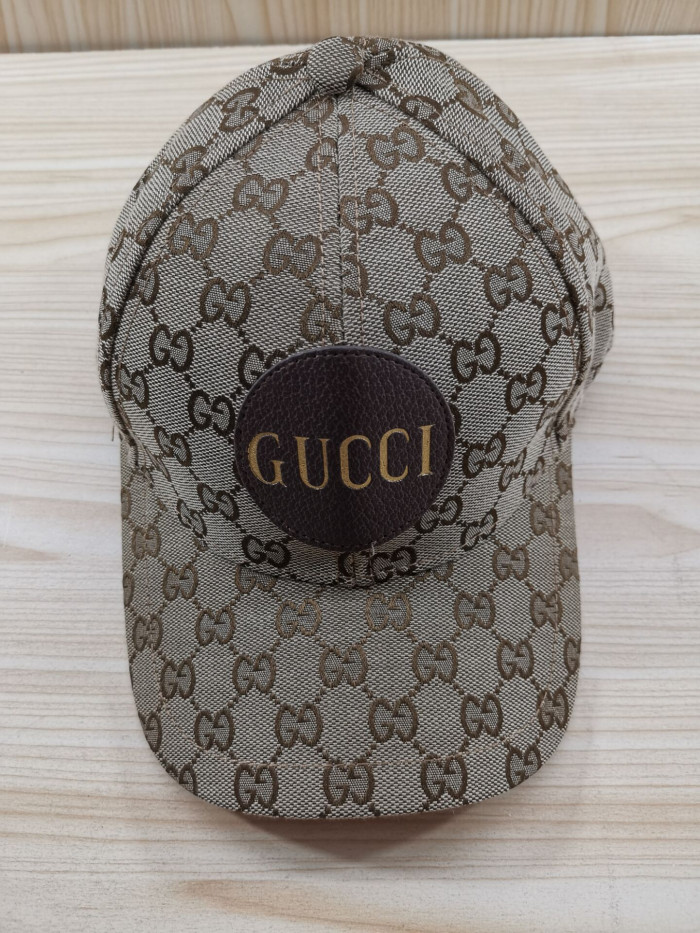 G*u*i hat