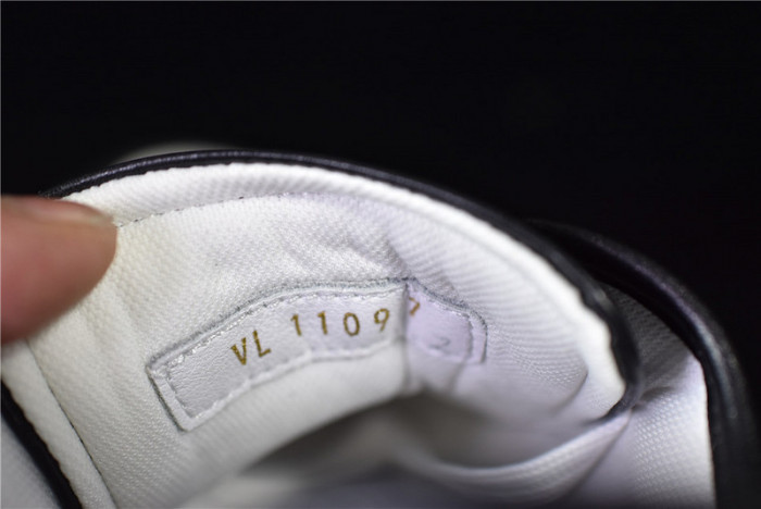 L&V snekaers  L0000011