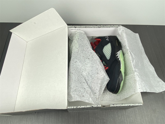 AIR JORDAN RETRO 5 “ANTHRACITE” DM4640-036