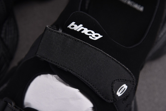 BALENCIAG* SANDAL 47