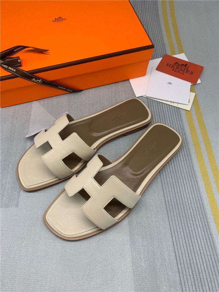 Herme* Sandal42