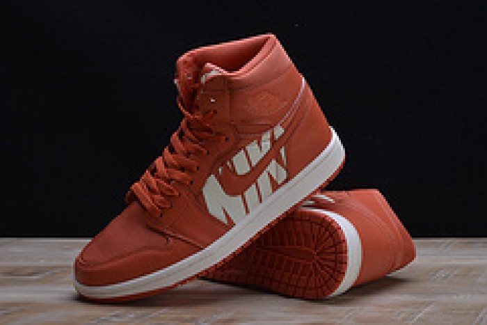 2018 Air Jordan 1 Retro High OG  Vintage Coral/Sail 555088 800