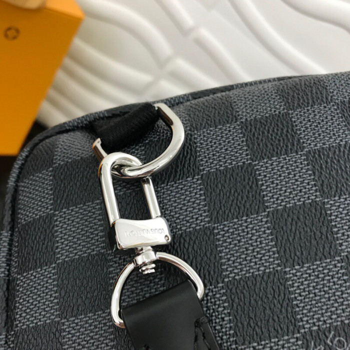 L&V BAG20