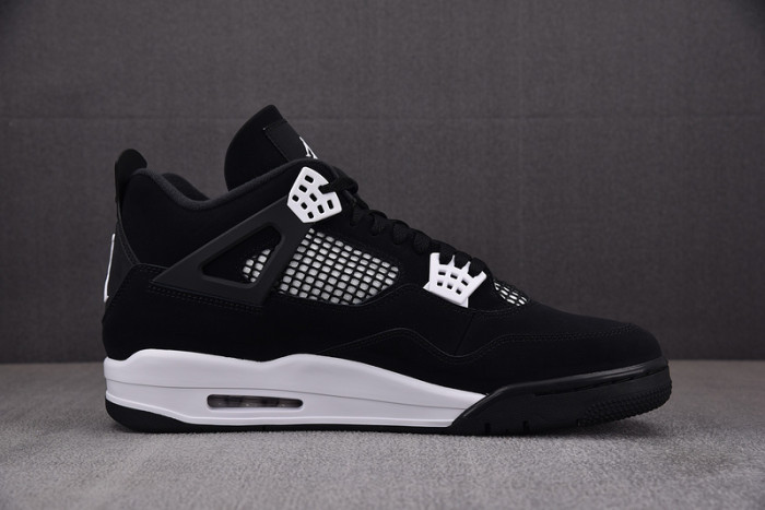 Air Jordan 4 "White Thunder" FQ8138-001