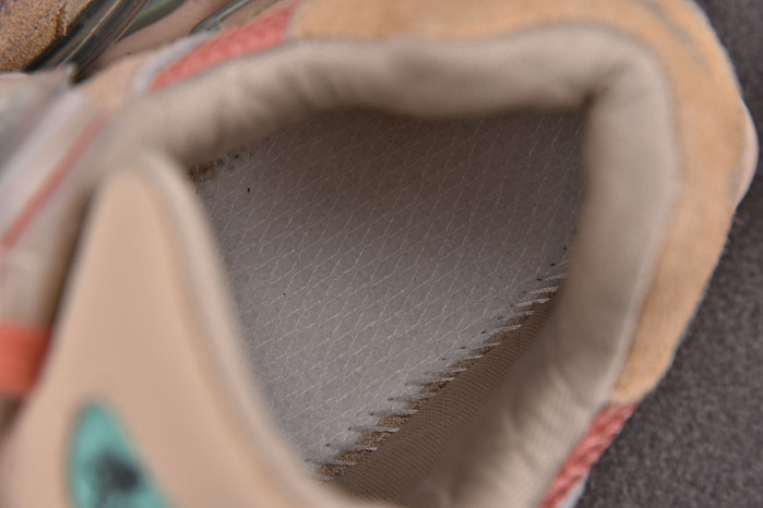 NEW BALANCE 9060  NB000013