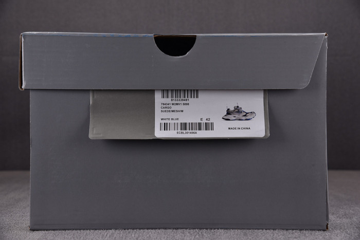 SNEAKER CARGO
