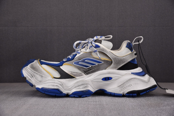 SNEAKER CARGO