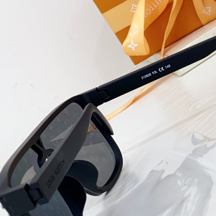 LV sunglasses 1