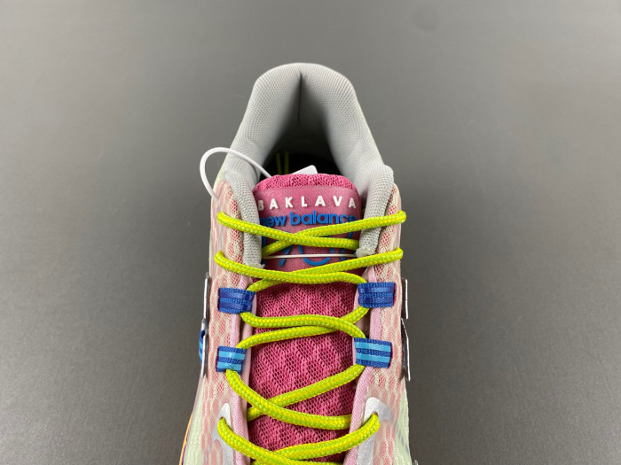NEW BALANCE 1906R NB000051