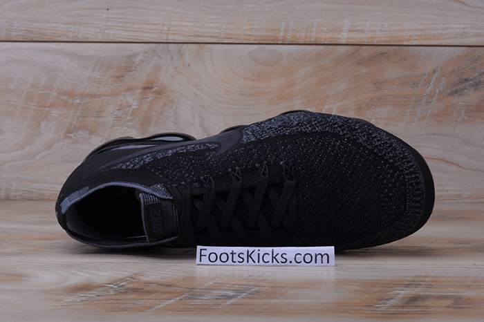 Nikelab Air Vapormax Flyknit "Triple Black" - 899473 003