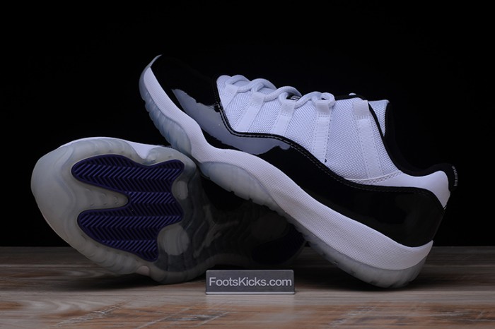 AIR JORDAN 11 RETRO LOW "CONCORD" BLACK/ WHITE  mens 528895-153